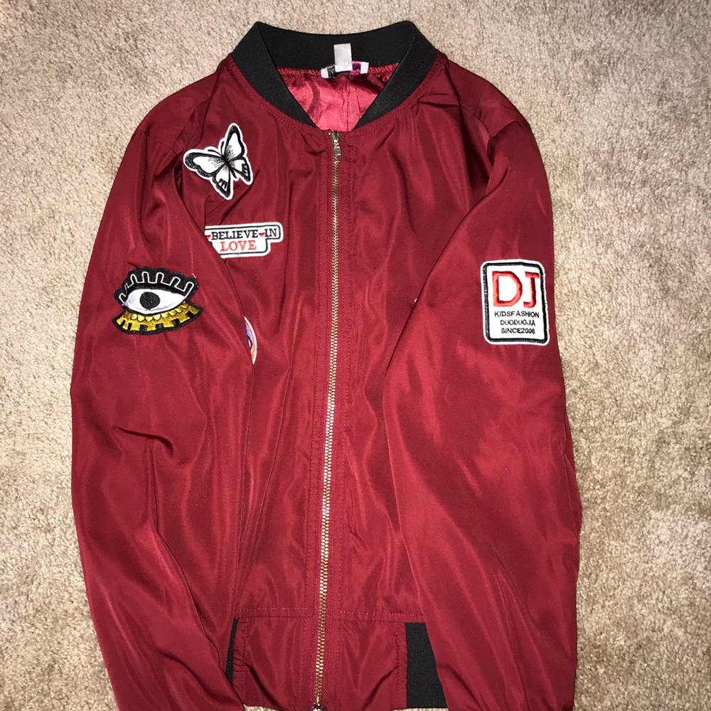red jacket - Picture 2 of 4